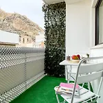 Lägenhet Piso En Primera Linea Con Vistas Al Castillo *